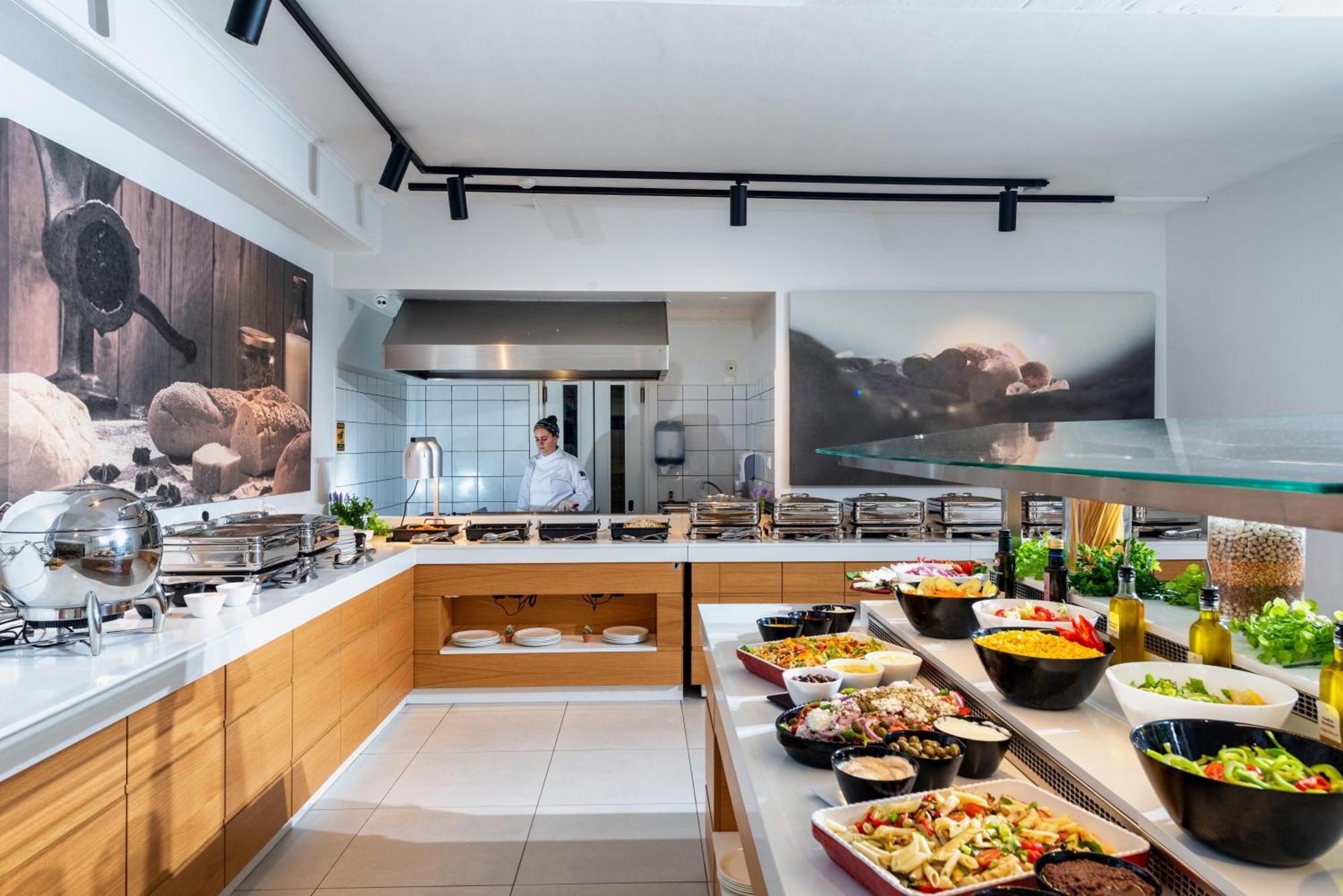 Hotel Dore Boutique 4*